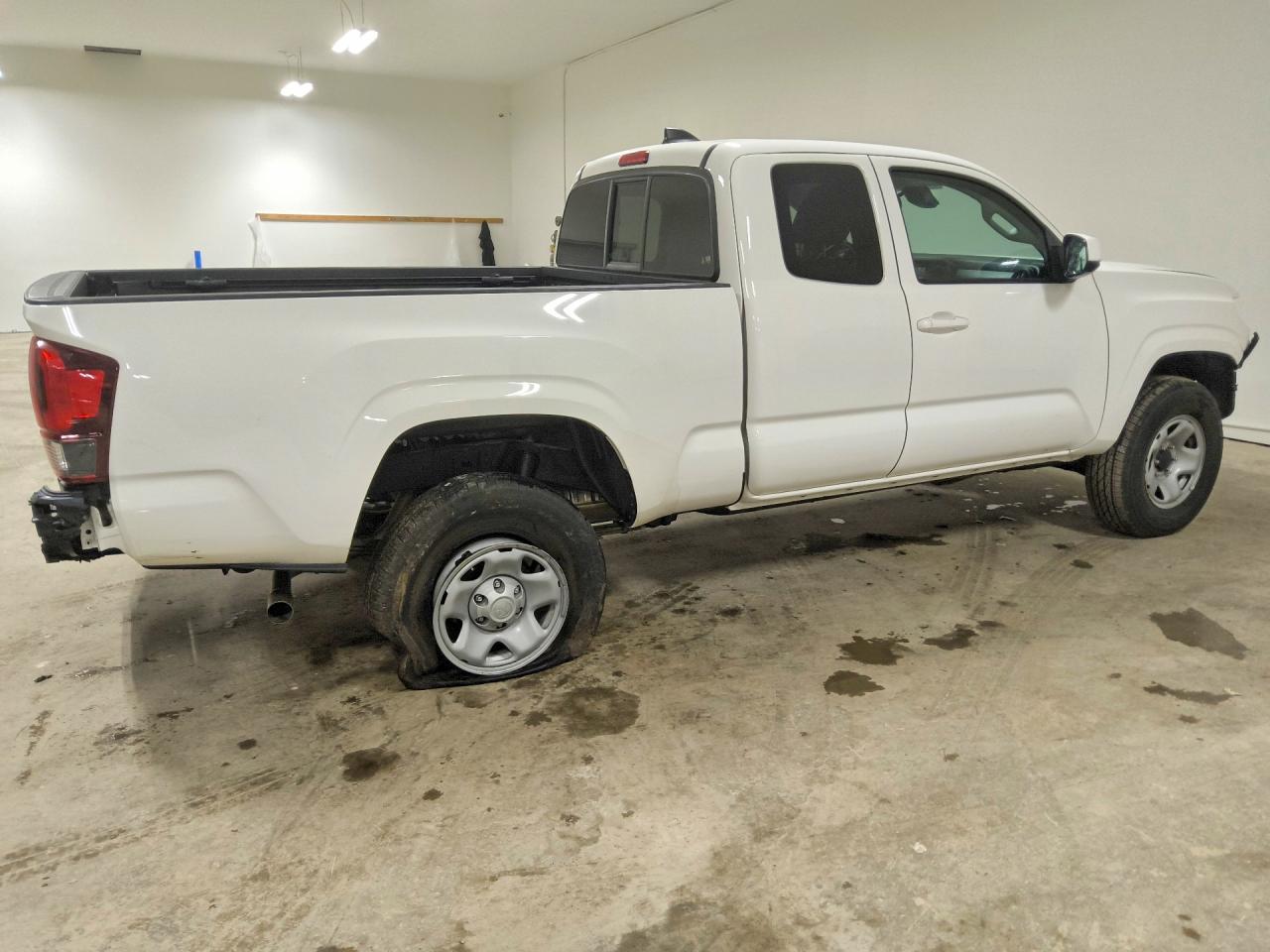 2023 TOYOTA TACOMA SR — снимка 3