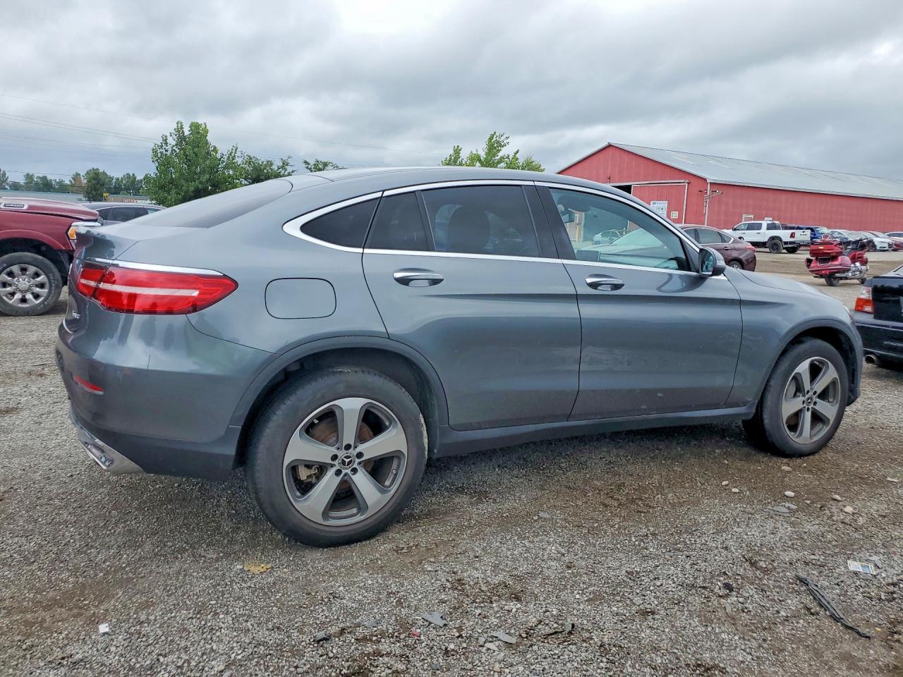2017 MERCEDES-BENZ GLC COUPE 300 4MATIC — снимка 3