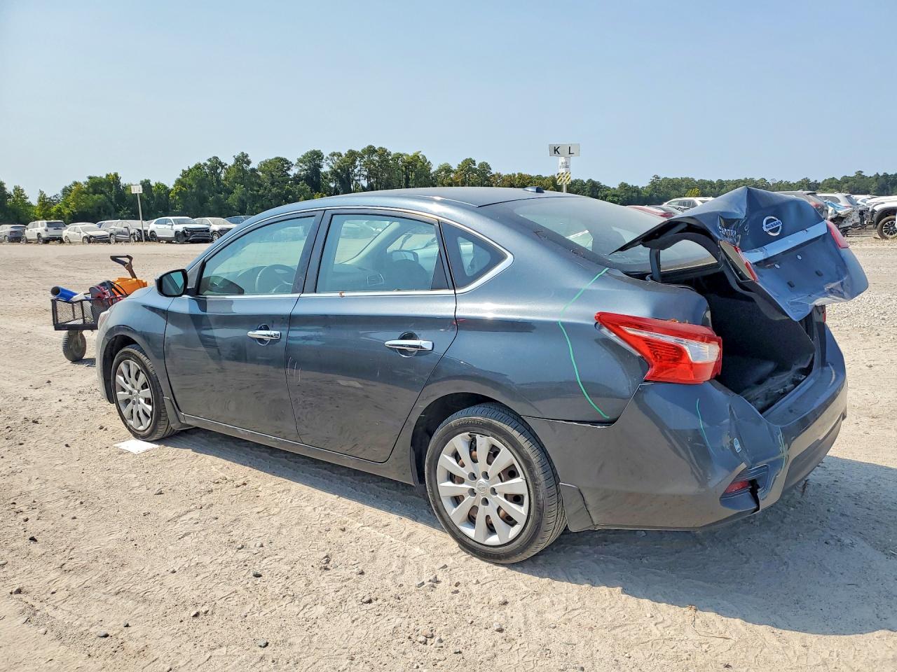 2017 NISSAN SENTRA SV — снимка 2