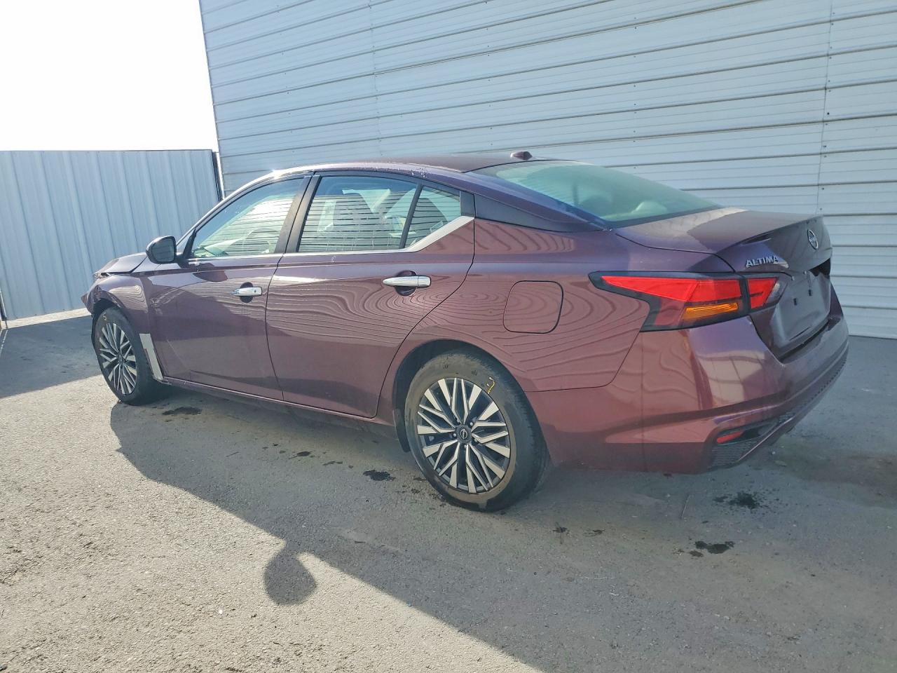 2023 NISSAN ALTIMA 2.5 SV — снимка 2