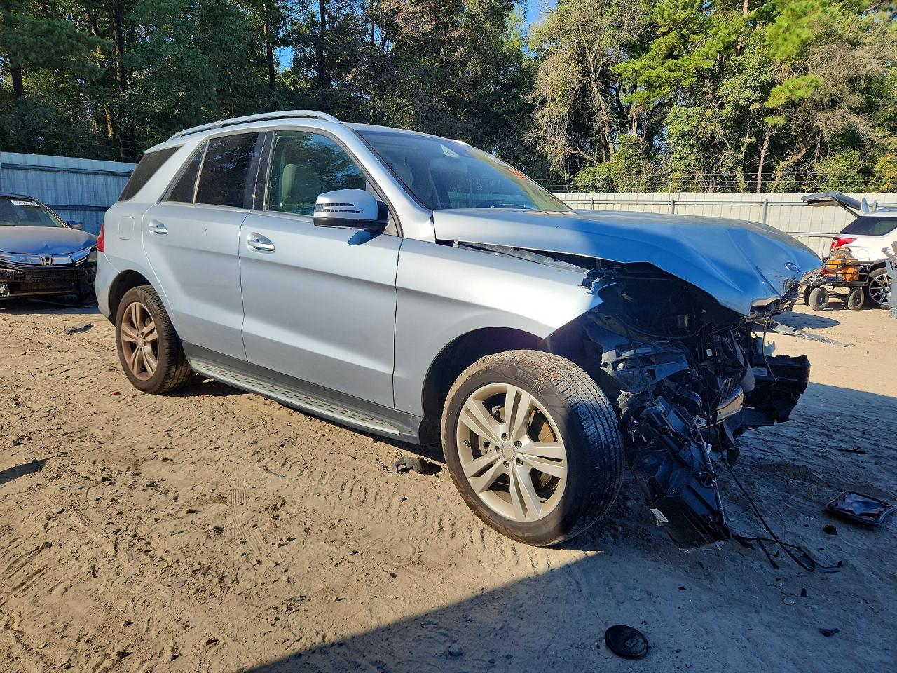 2015 MERCEDES-BENZ ML 350 4MATIC — photo 4