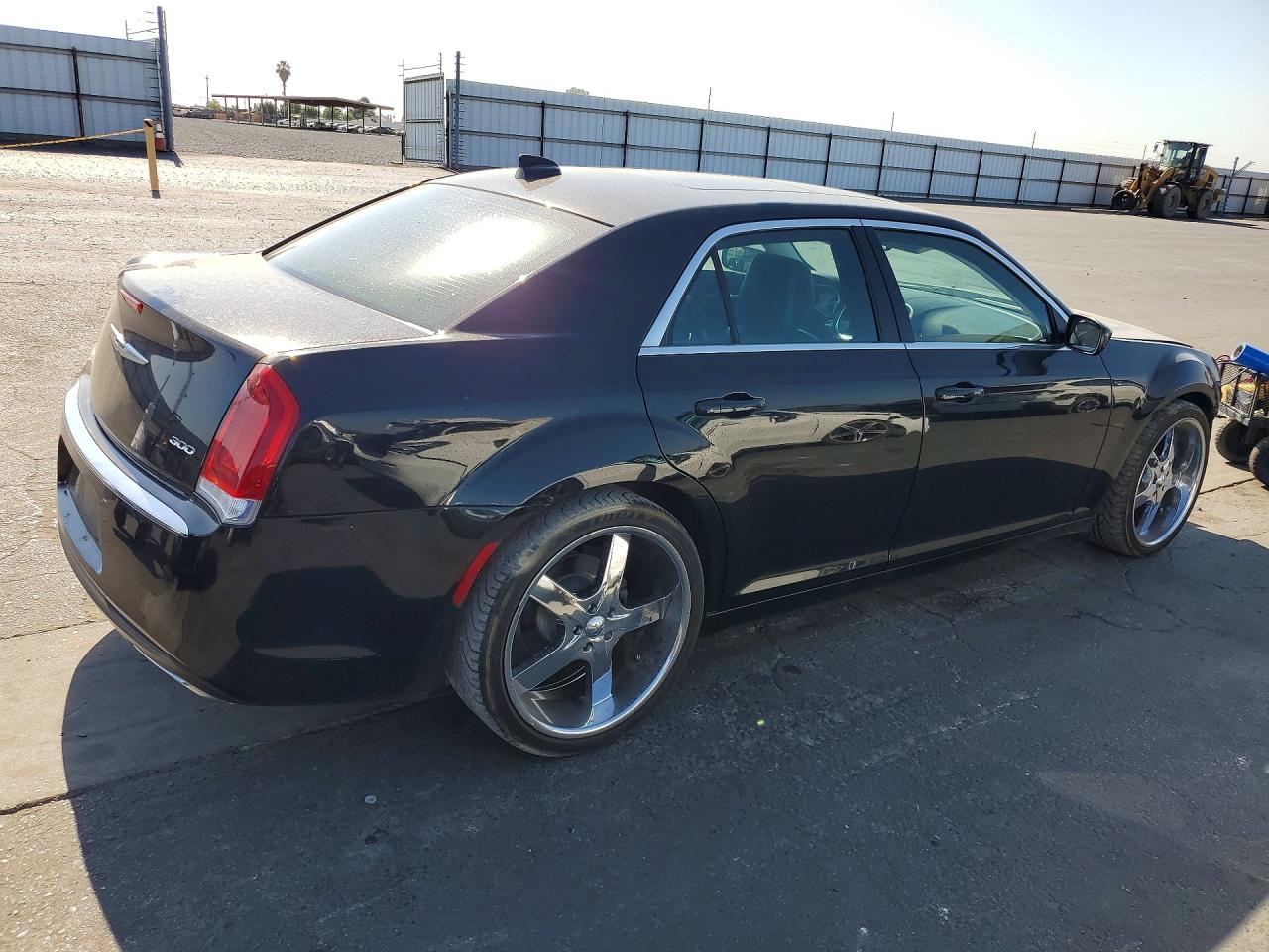 2016 CHRYSLER 300 LIMITED — снимка 3