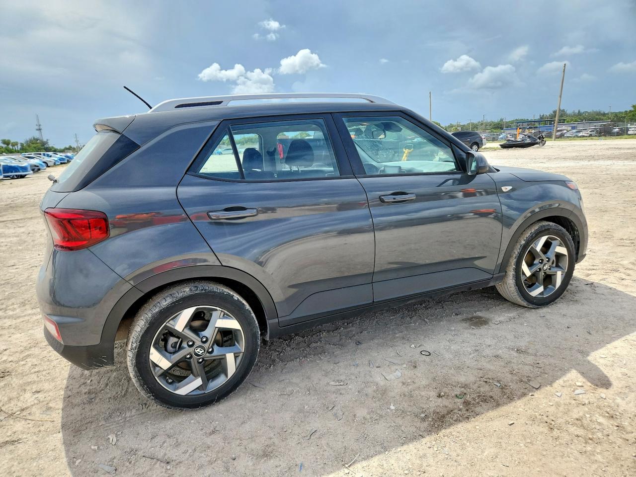 2025 HYUNDAI VENUE SEL — снимка 3