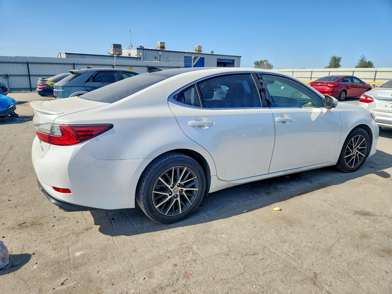2017 LEXUS ES 350 — снимка 3