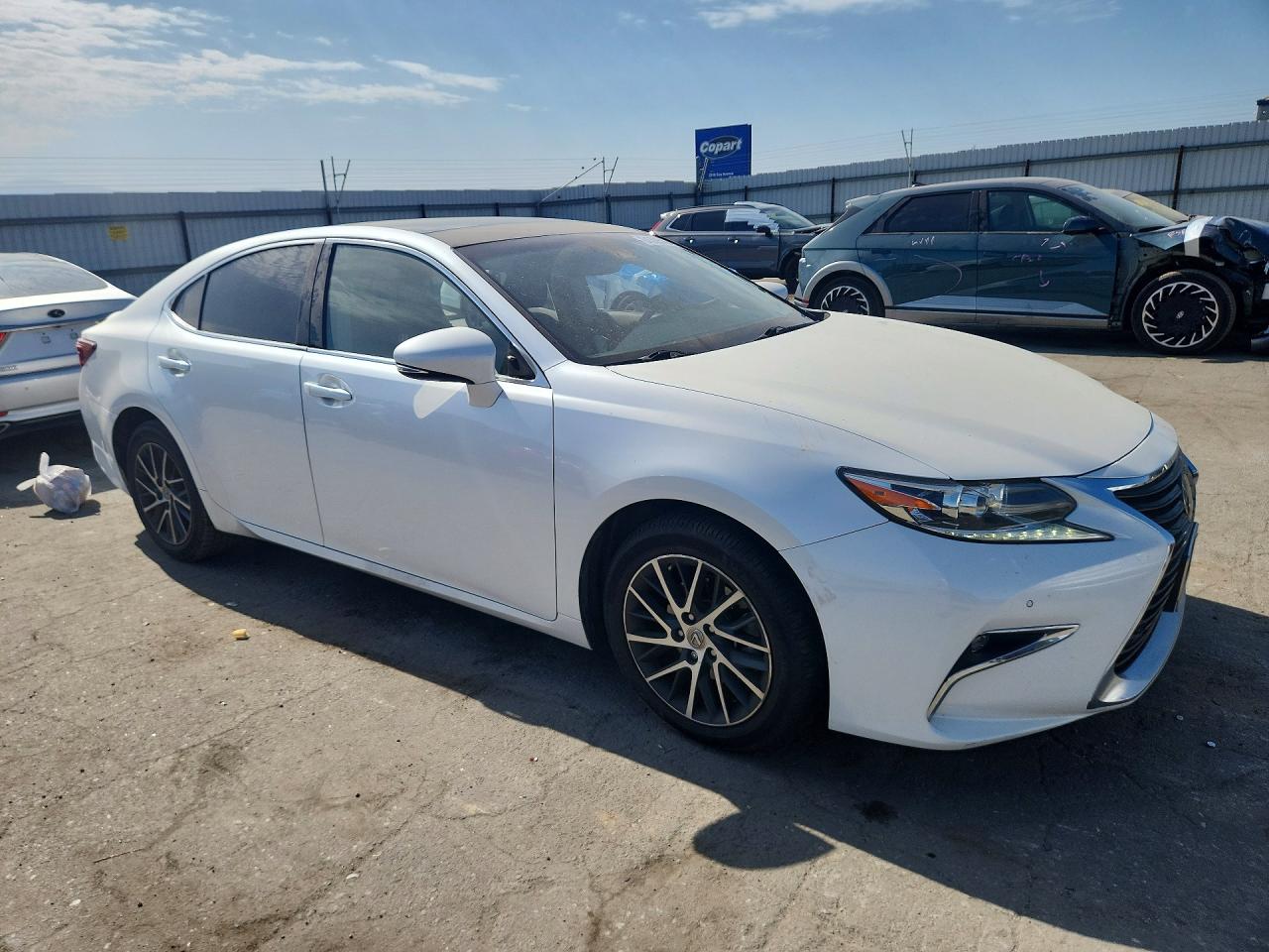 2017 LEXUS ES 350 — снимка 4