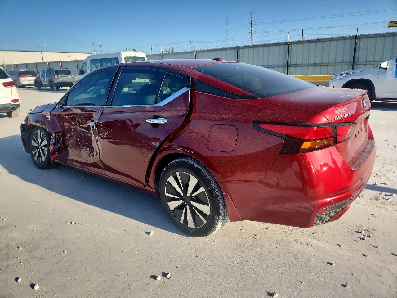 2019 NISSAN ALTIMA SL — снимка 2