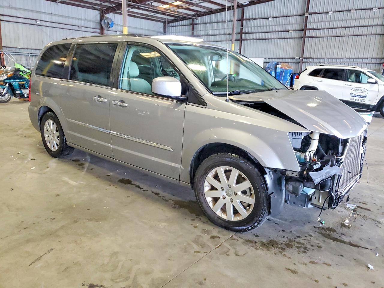 2016 CHRYSLER TOWN & COUNTRY TOURING — снимка 4