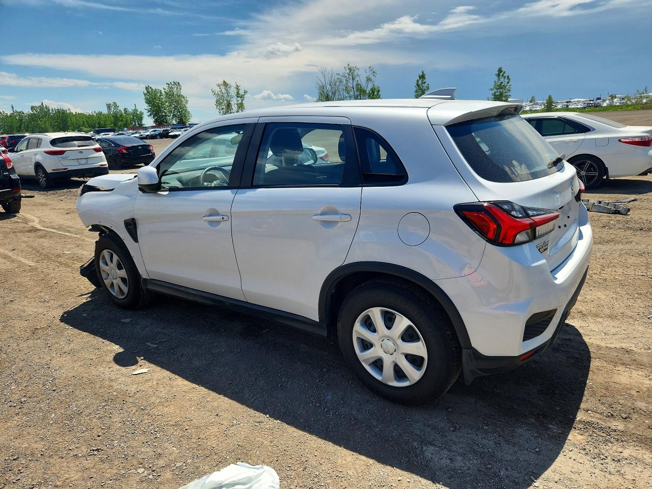 2026 MITSUBISHI RVR ES — снимка 2