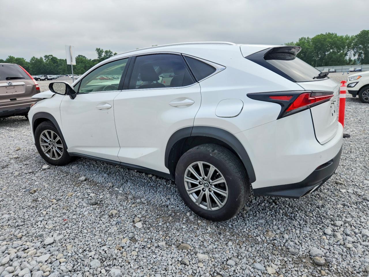 2020 LEXUS NX 300 — снимка 2