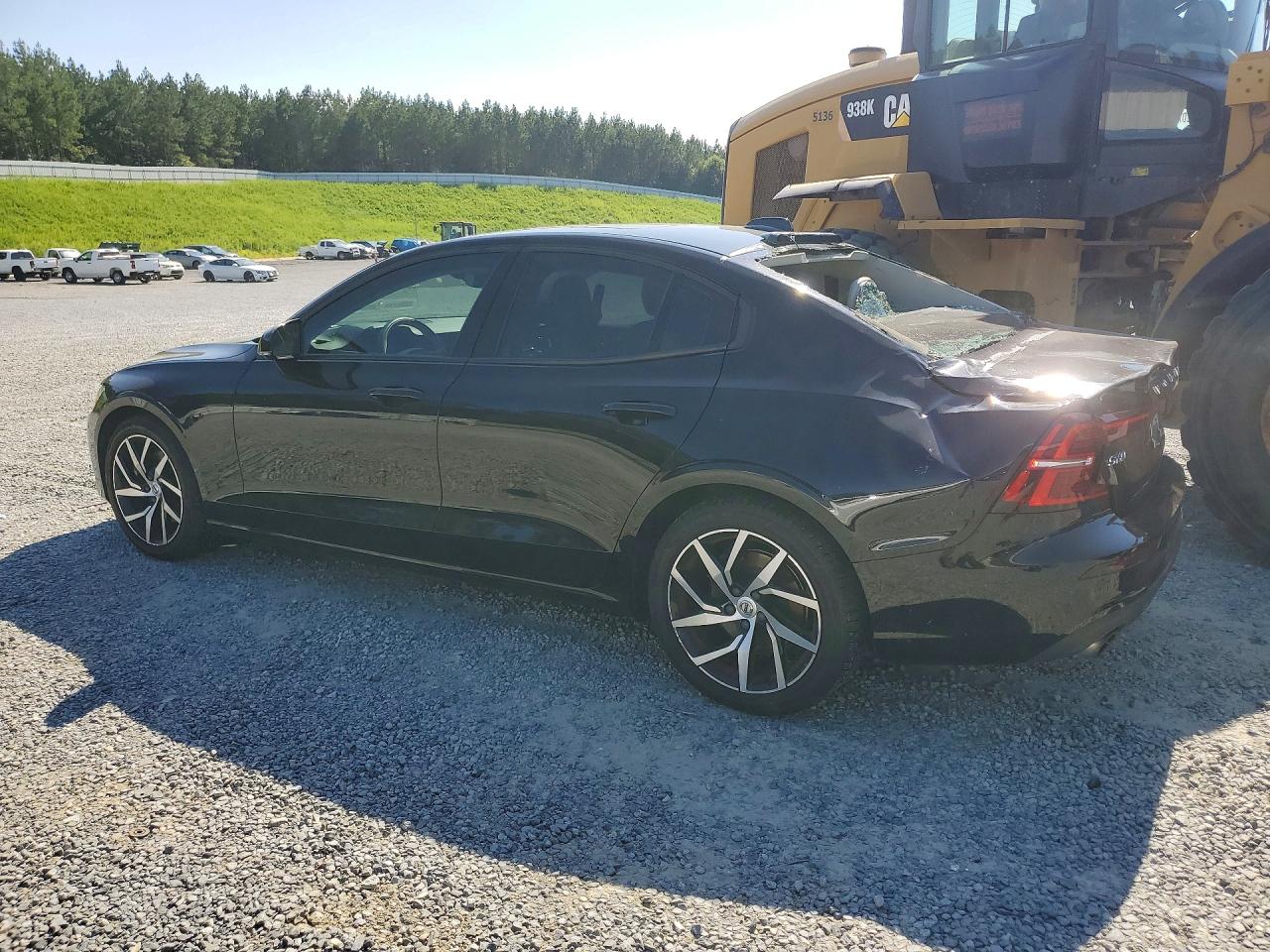 2020 VOLVO S60 T5 MOMENTUM — снимка 2