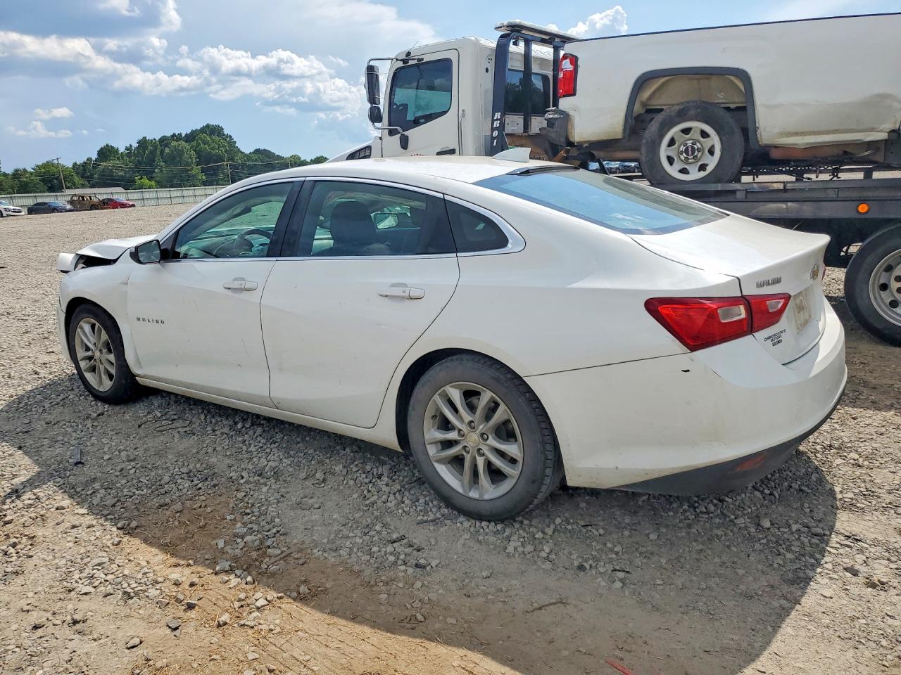 2017 CHEVROLET MALIBU LT — снимка 2
