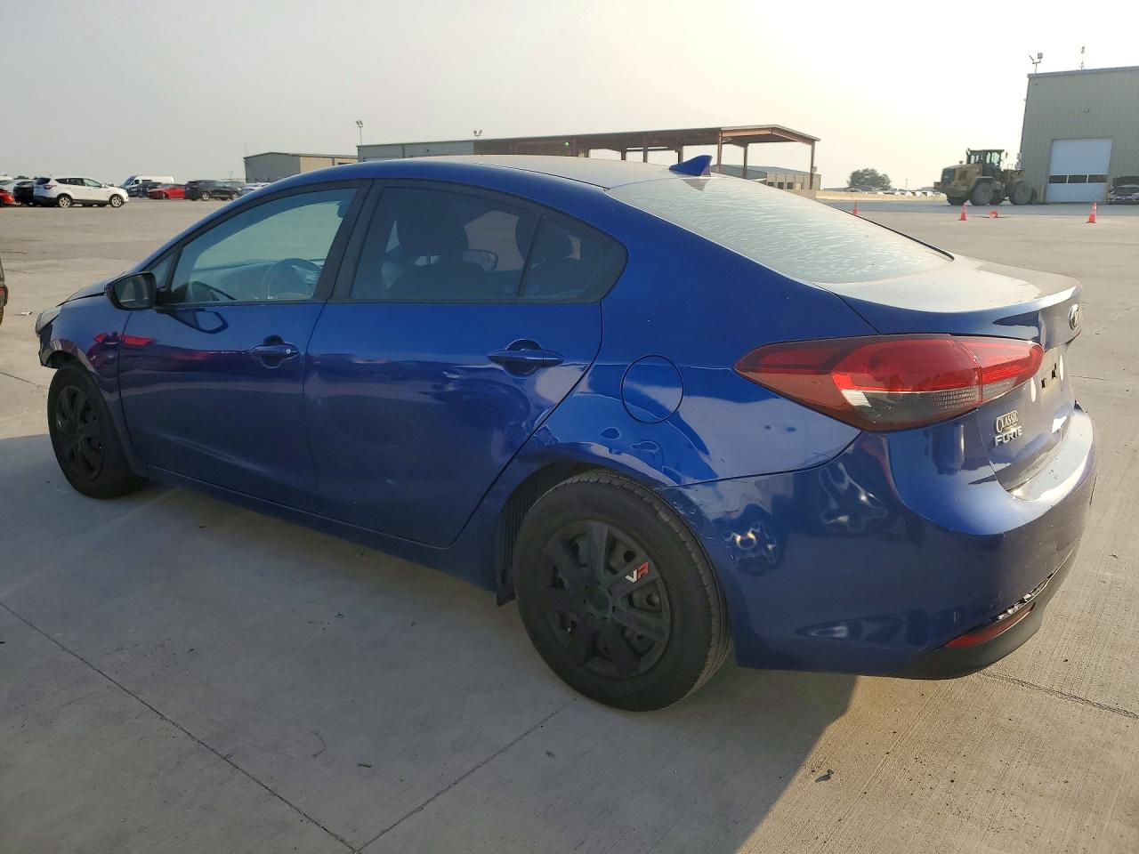 2017 KIA FORTE LX — снимка 2