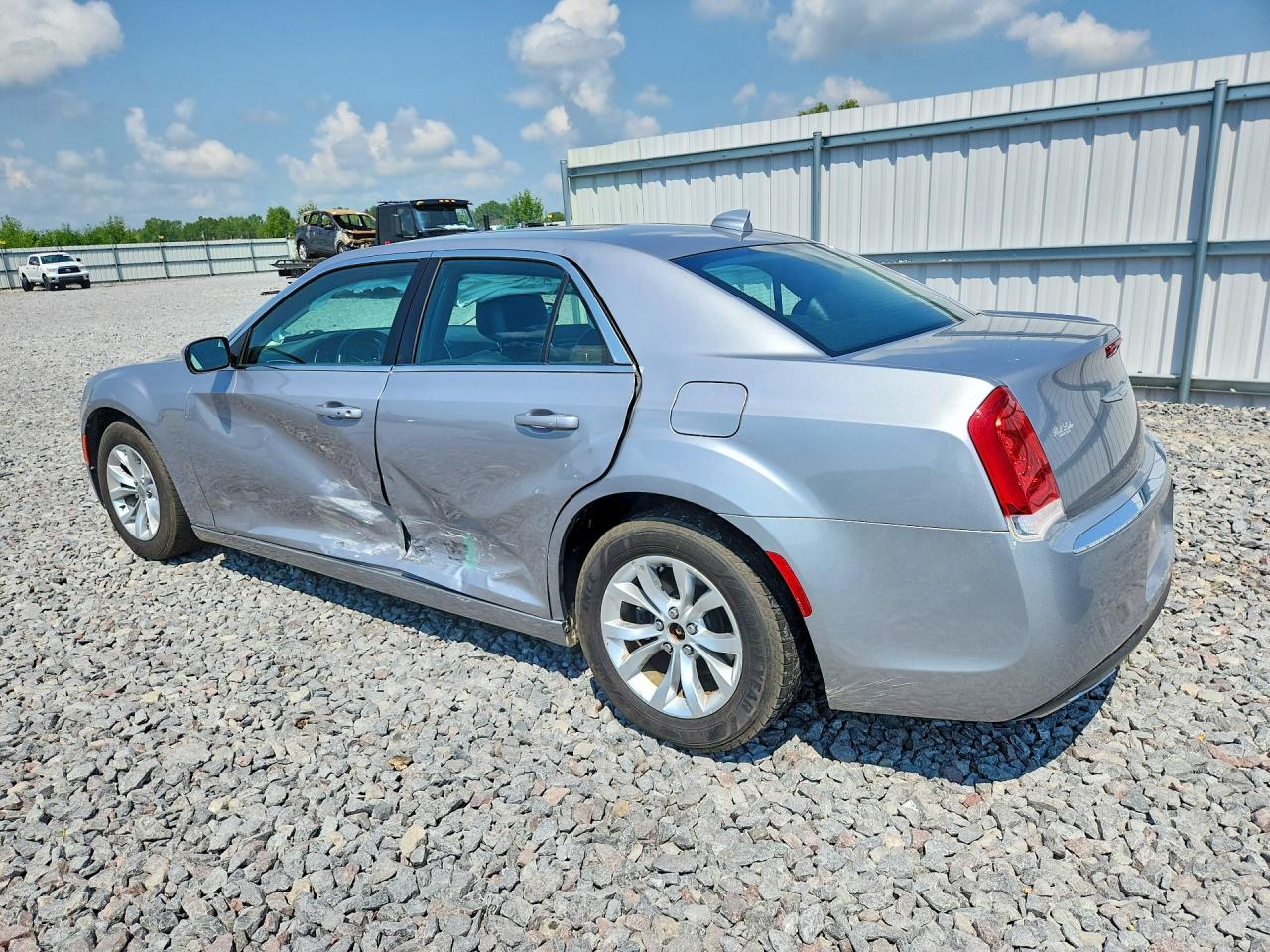 2016 CHRYSLER 300 LIMITED — снимка 2