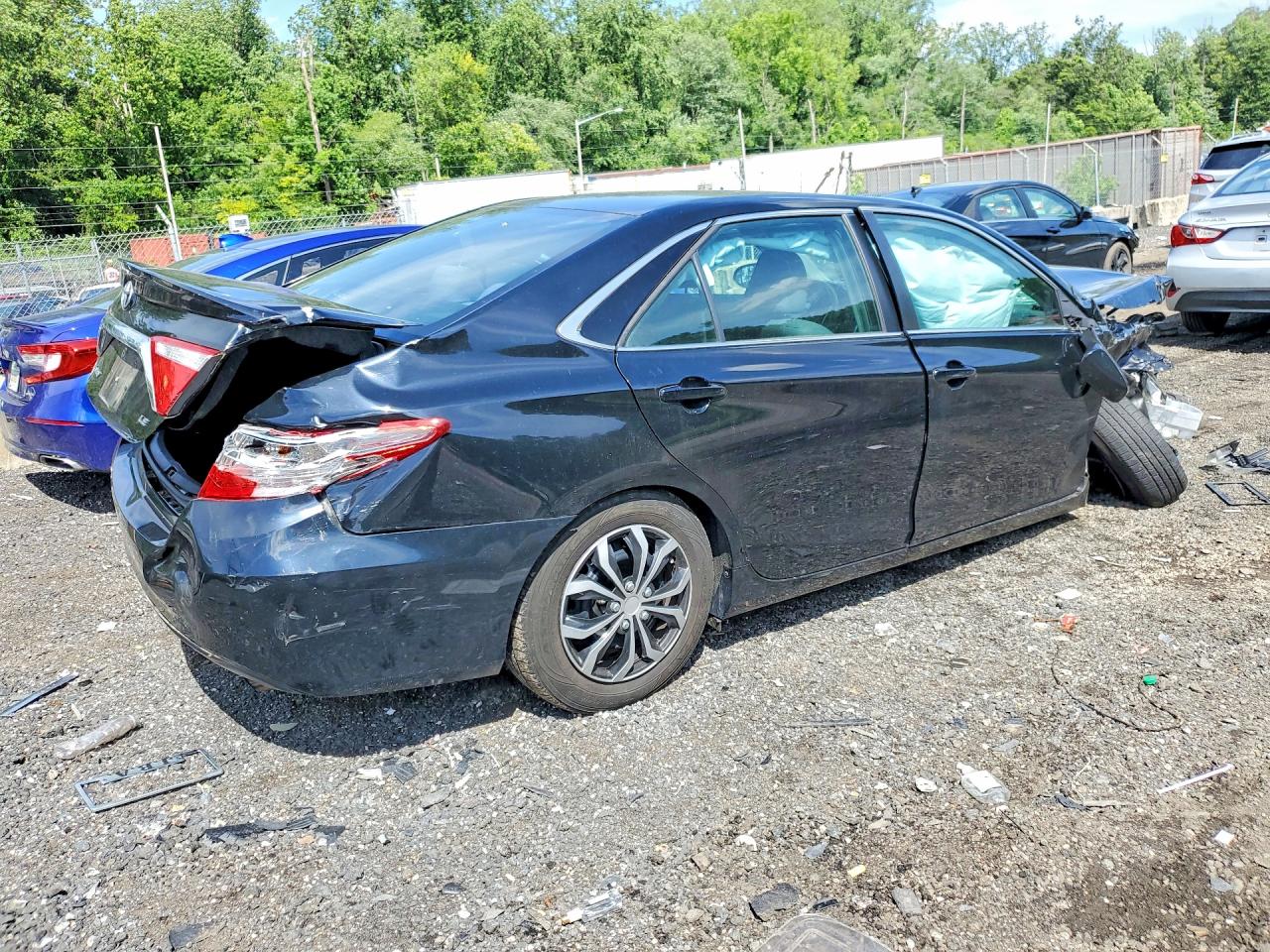 2017 TOYOTA CAMRY LE — снимка 3