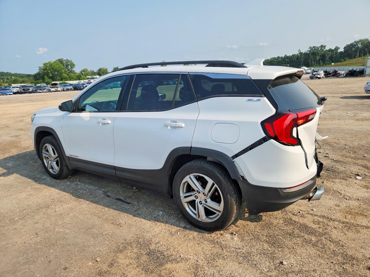 2018 GMC TERRAIN SLE — снимка 2