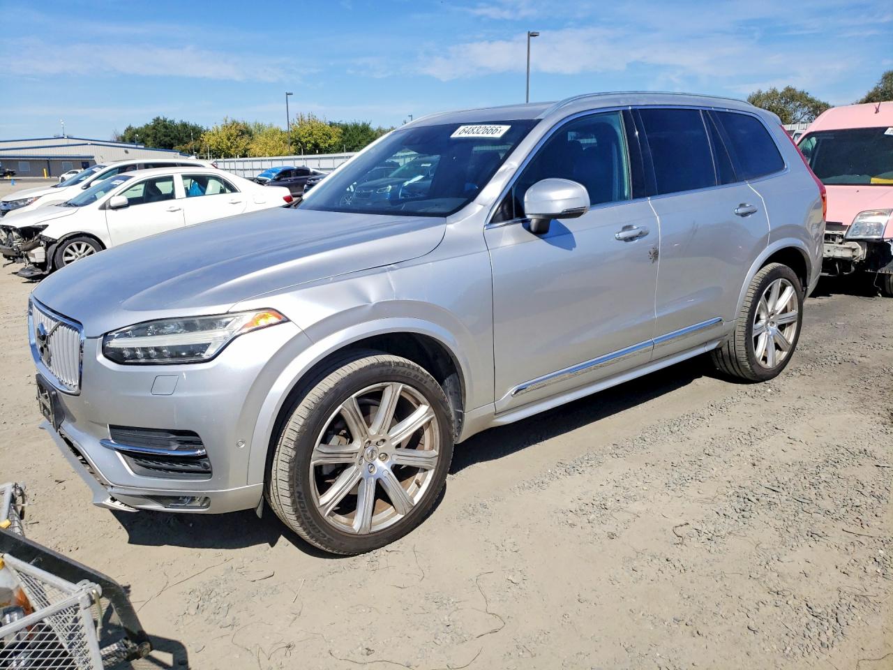 2016 VOLVO XC90 T6