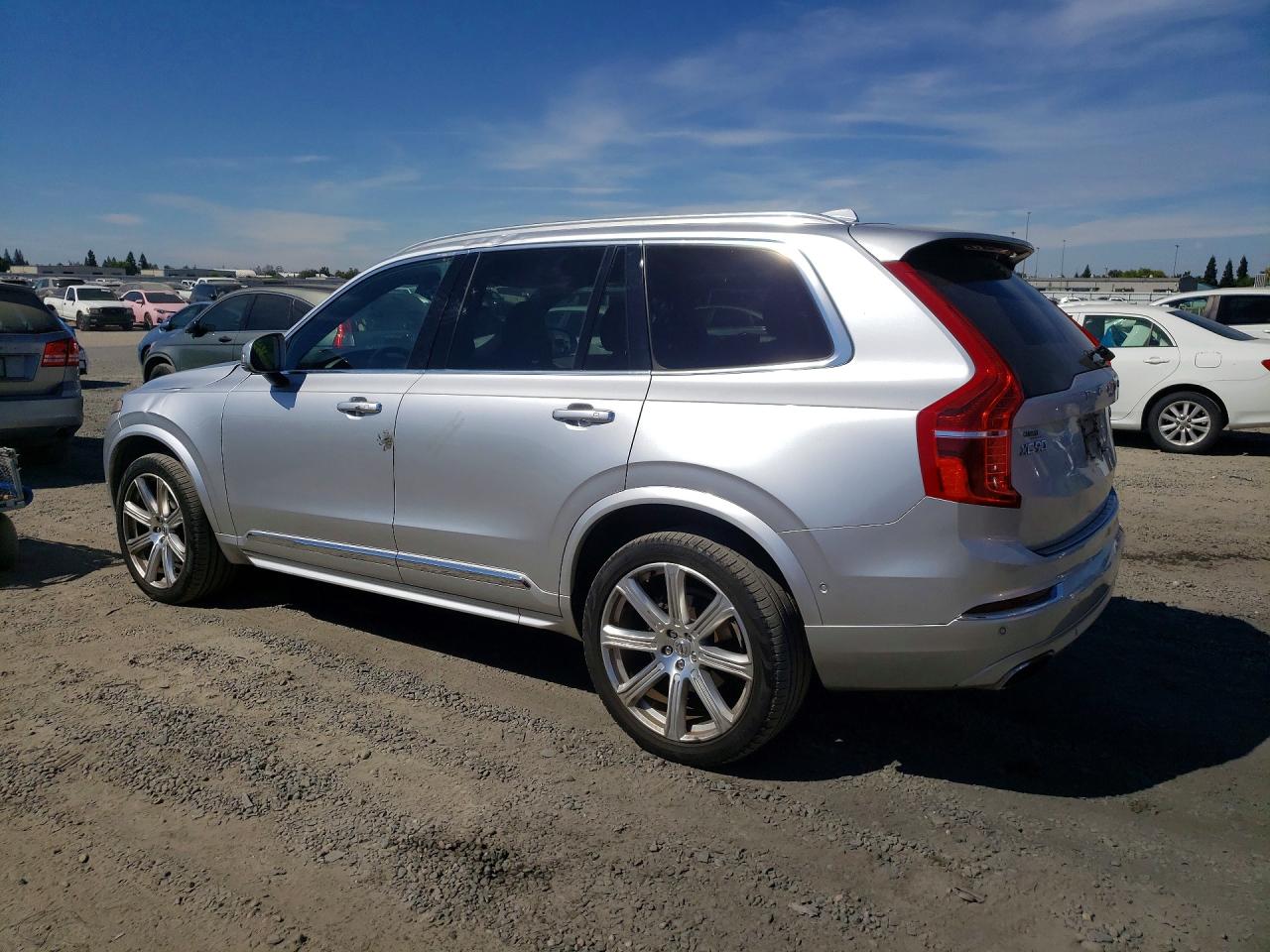 2016 VOLVO XC90 T6 — снимка 2