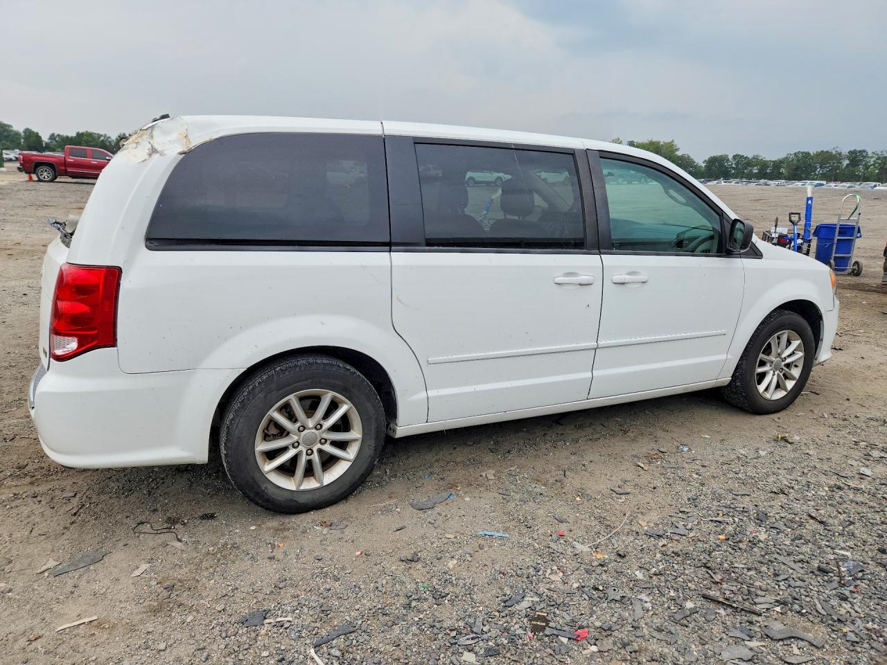 2015 DODGE GRAND CARAVAN SE — снимка 3