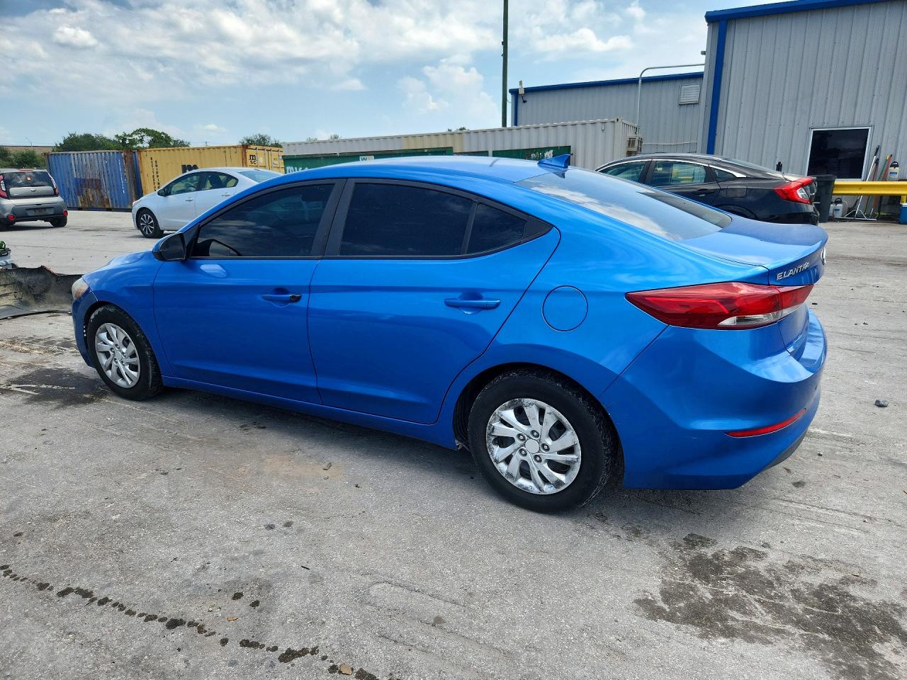 2017 HYUNDAI ELANTRA SE — снимка 2