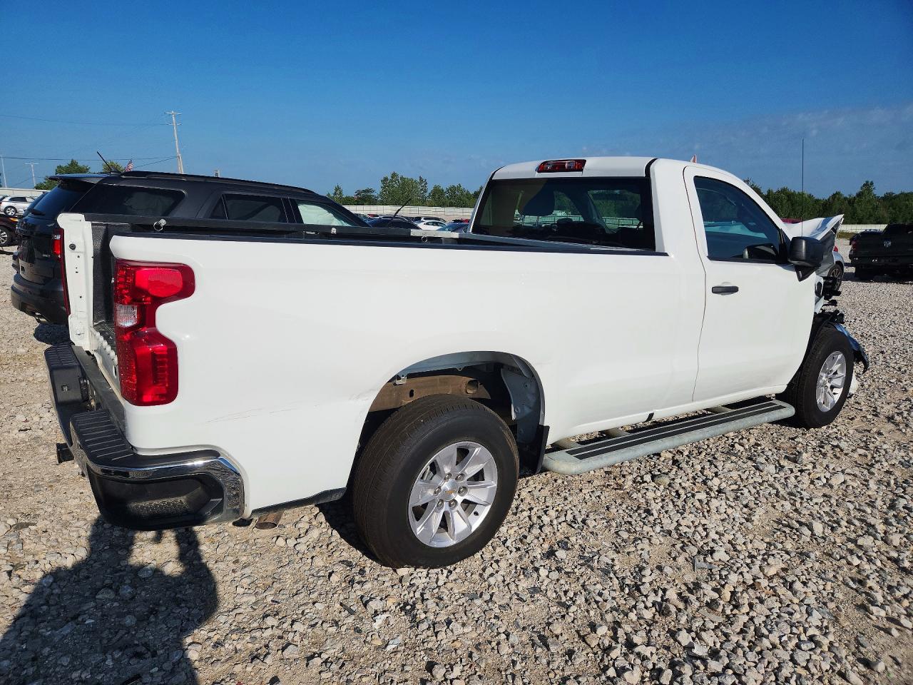 2025 CHEVROLET SILVERADO C1500 — снимка 3