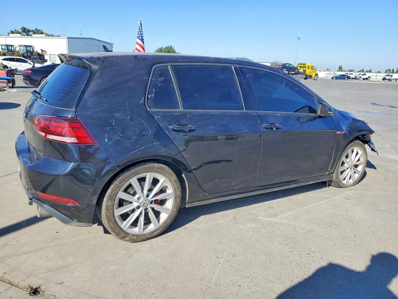 2018 VOLKSWAGEN GTI S/SE — снимка 3