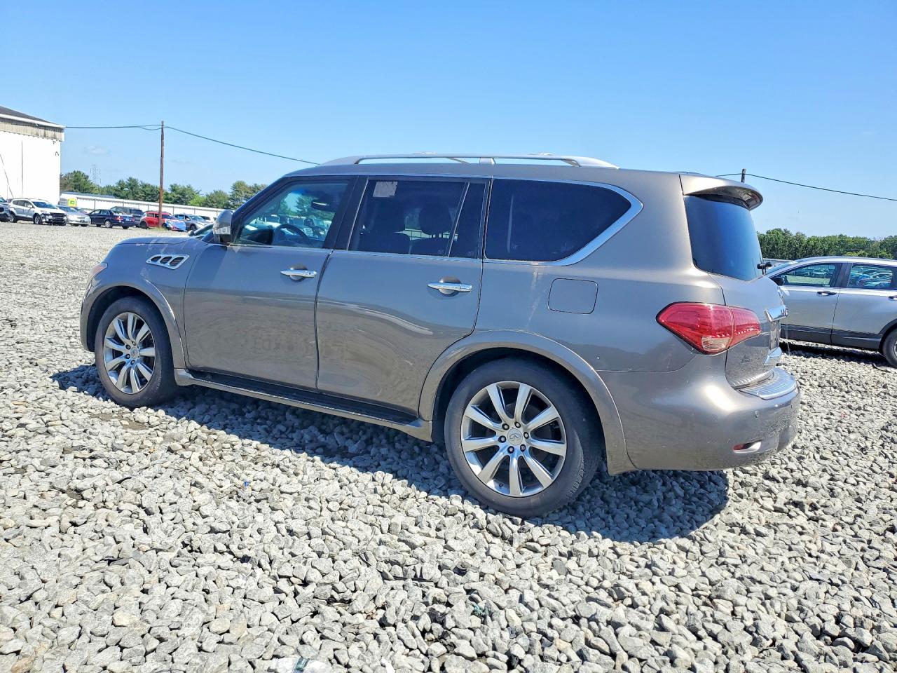2013 INFINITI QX56 BASE — снимка 2