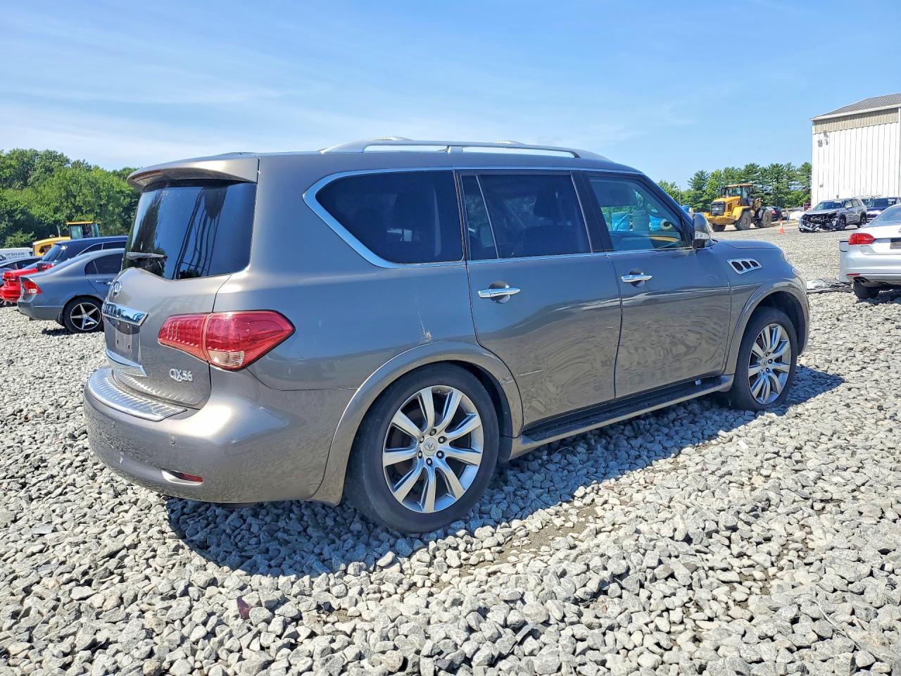 2013 INFINITI QX56 BASE — снимка 3