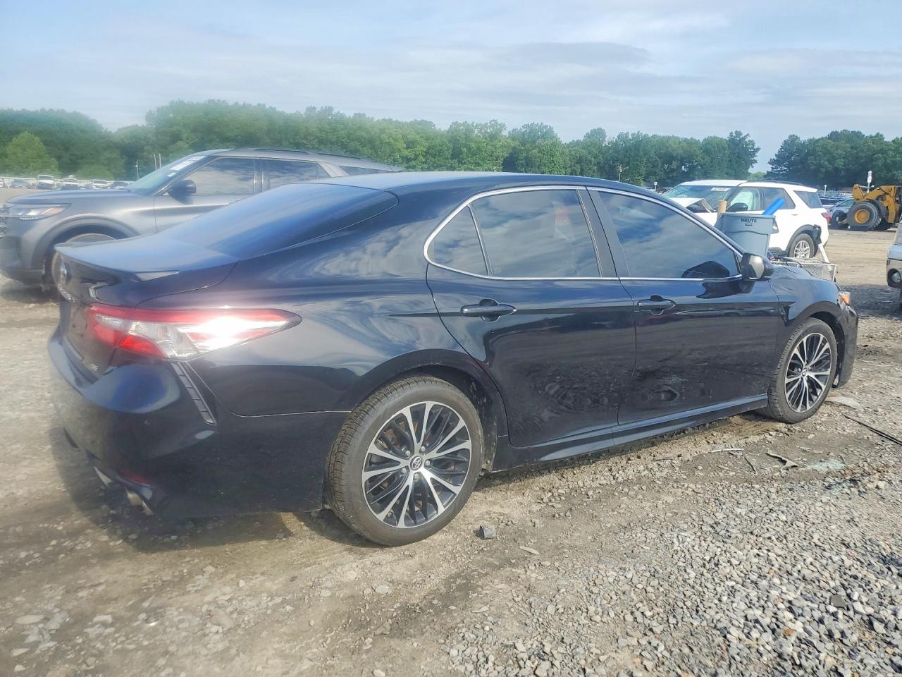 2018 TOYOTA CAMRY SE — снимка 3