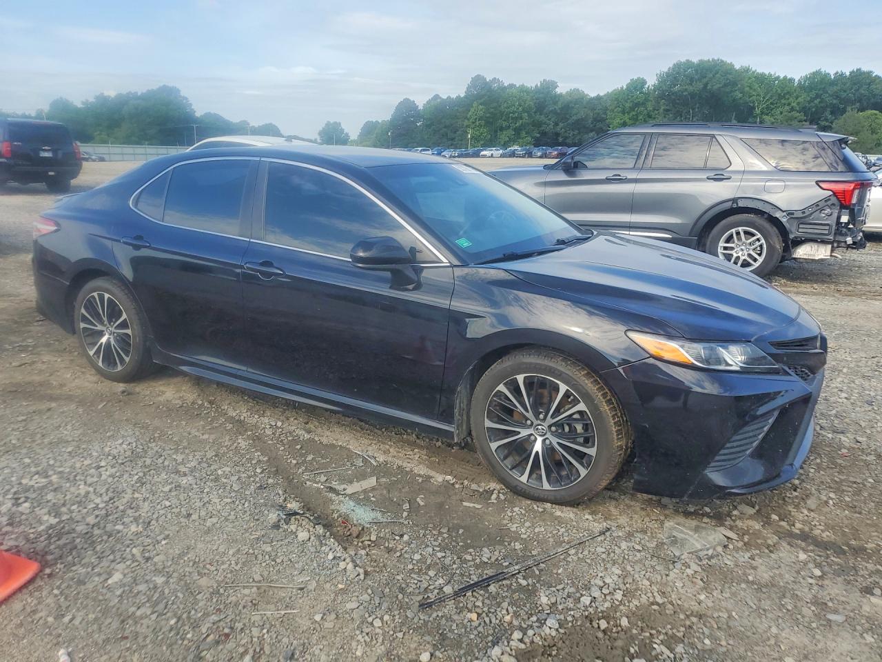 2018 TOYOTA CAMRY SE — снимка 4