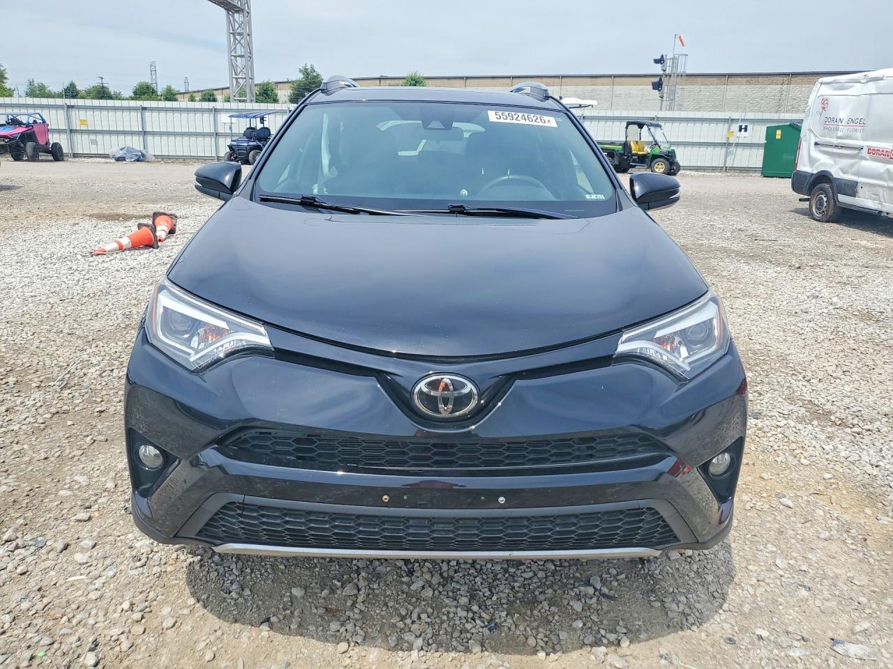 2017 TOYOTA RAV4 SE — снимка 5