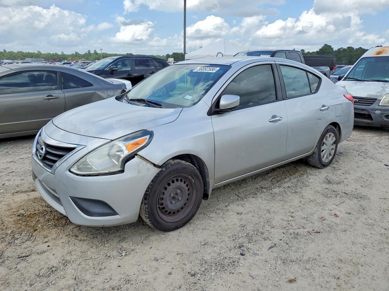 2016 NISSAN VERSA 1.6 SV