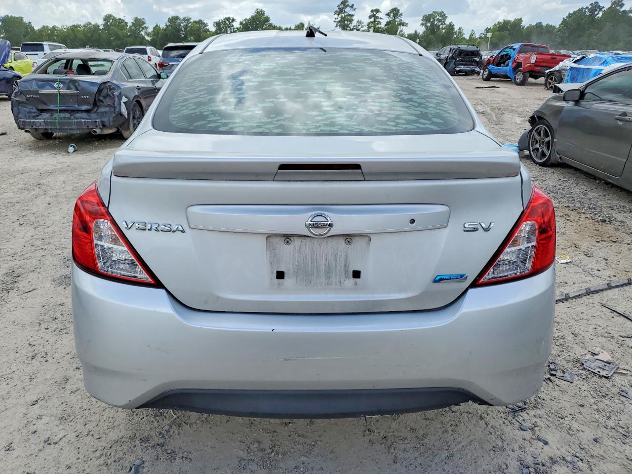 2016 NISSAN VERSA 1.6 SV — снимка 5