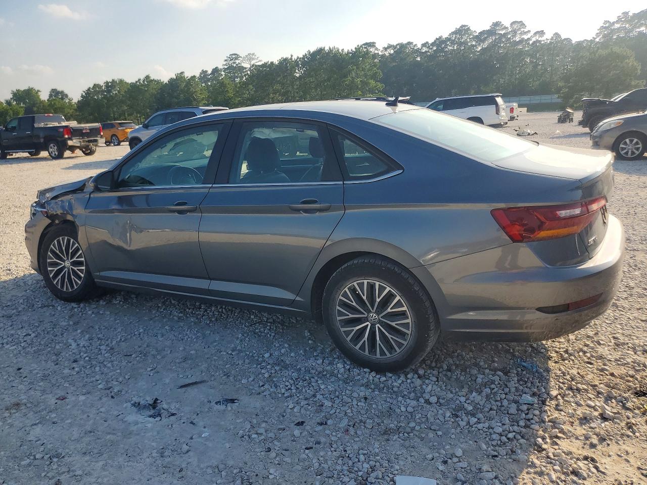 2019 VOLKSWAGEN JETTA S/SE/R-LINE — снимка 2
