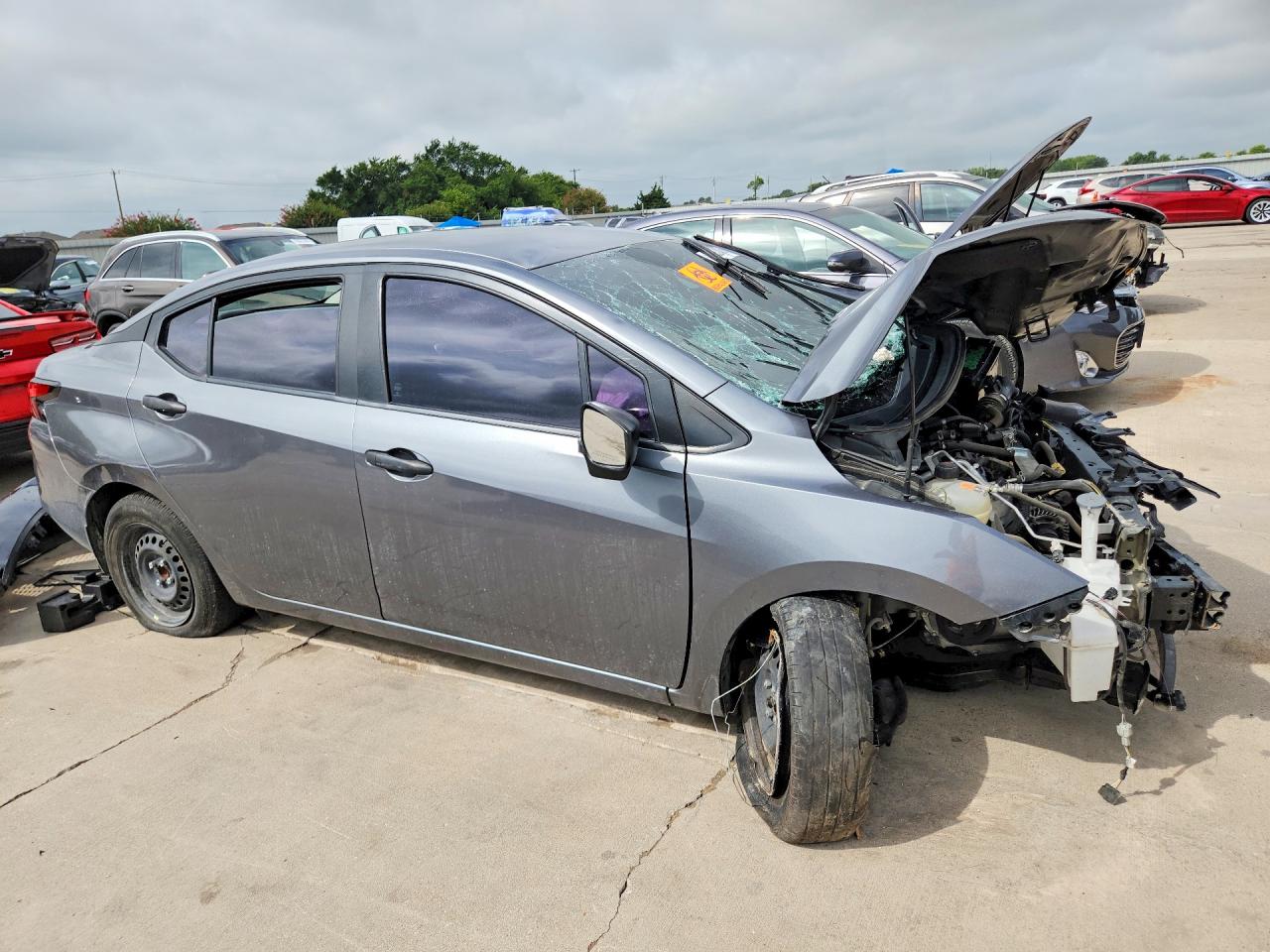 2021 NISSAN VERSA S — снимка 4