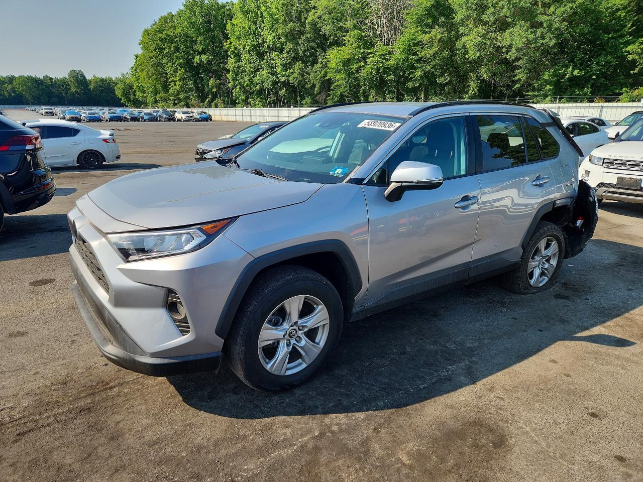 2020 TOYOTA RAV4 XLE