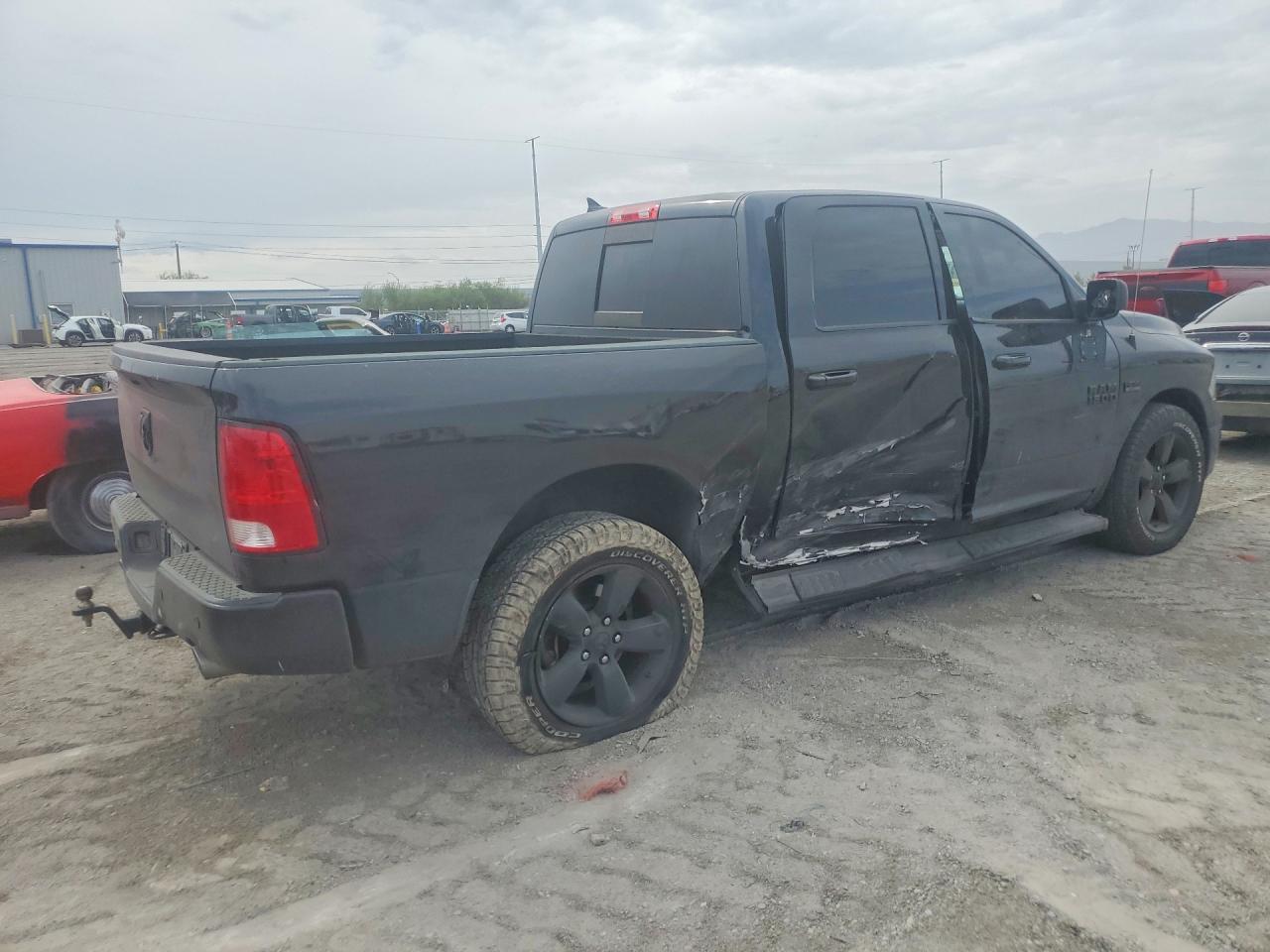 2018 RAM 1500 SLT — снимка 3