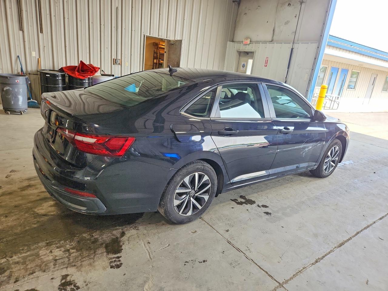 2023 VOLKSWAGEN JETTA S — снимка 3