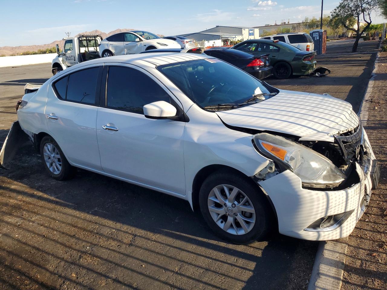 2017 NISSAN VERSA 1.6 S — снимка 4