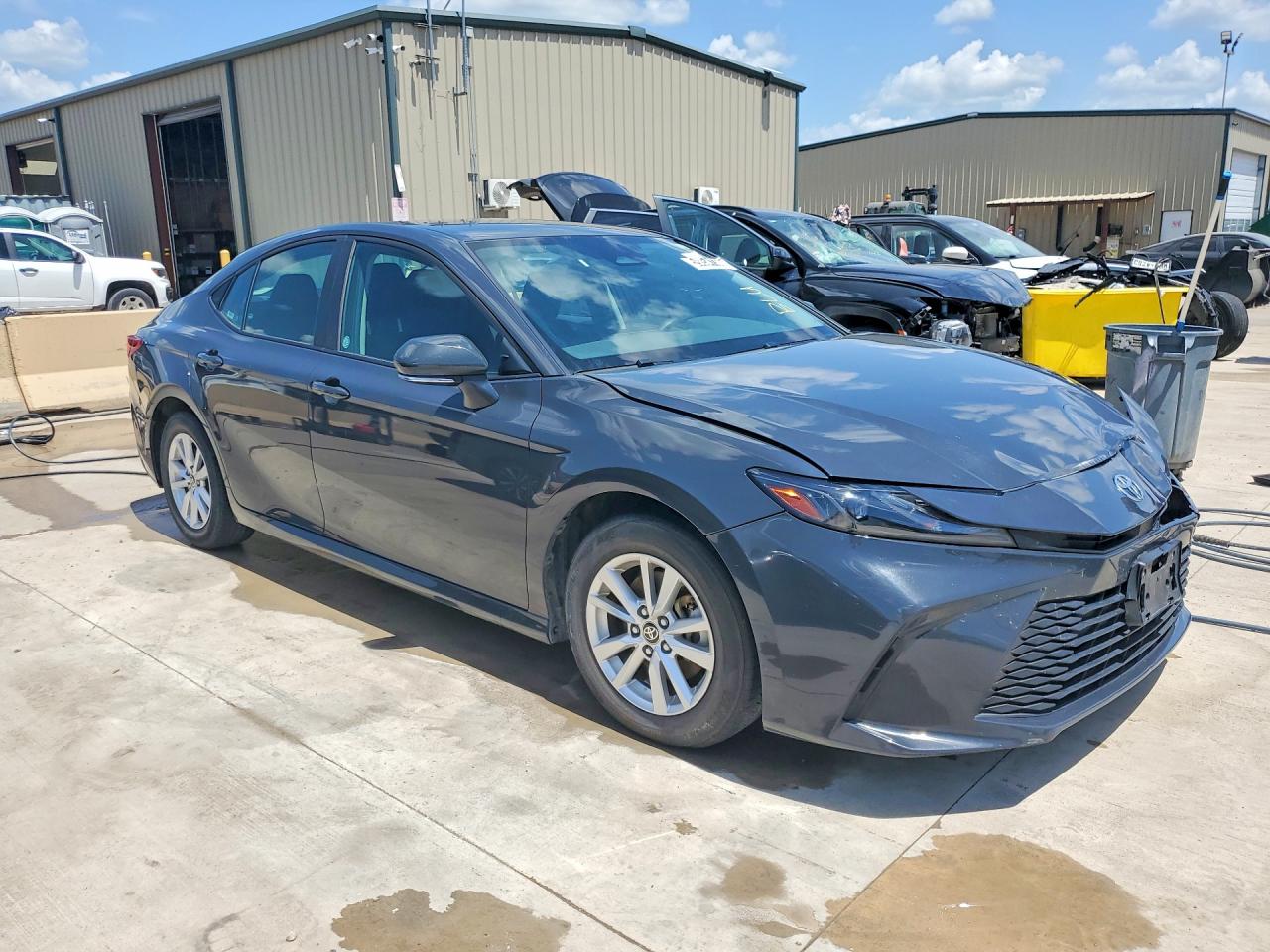 2025 TOYOTA CAMRY LE — снимка 4