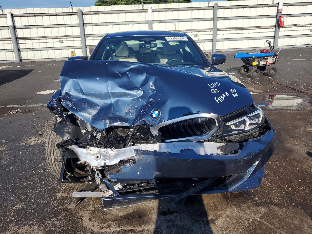 2025 BMW 330XI — снимка 5