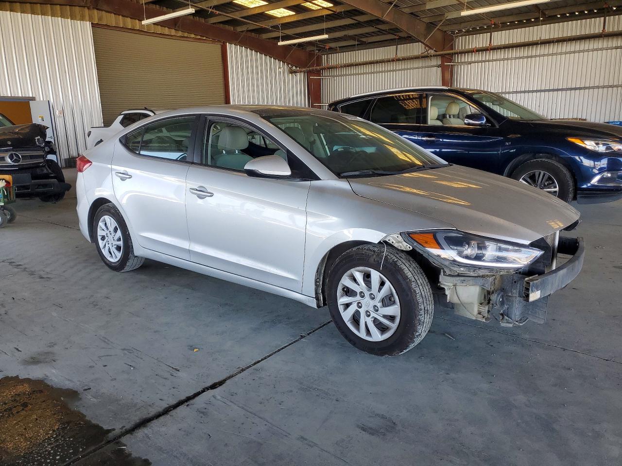 2017 HYUNDAI ELANTRA SE — снимка 4