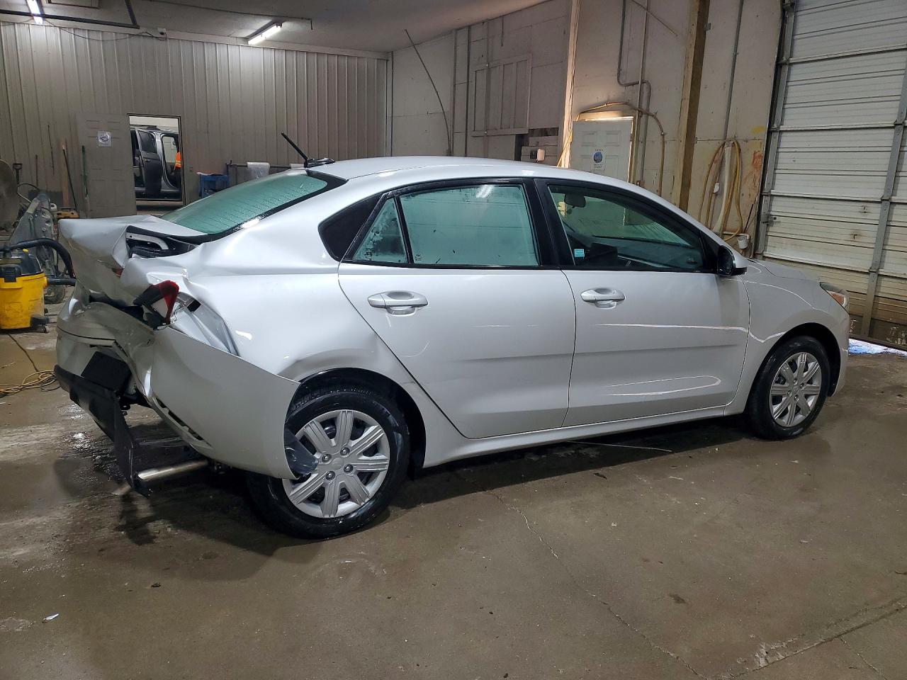2023 KIA RIO S — photo 3