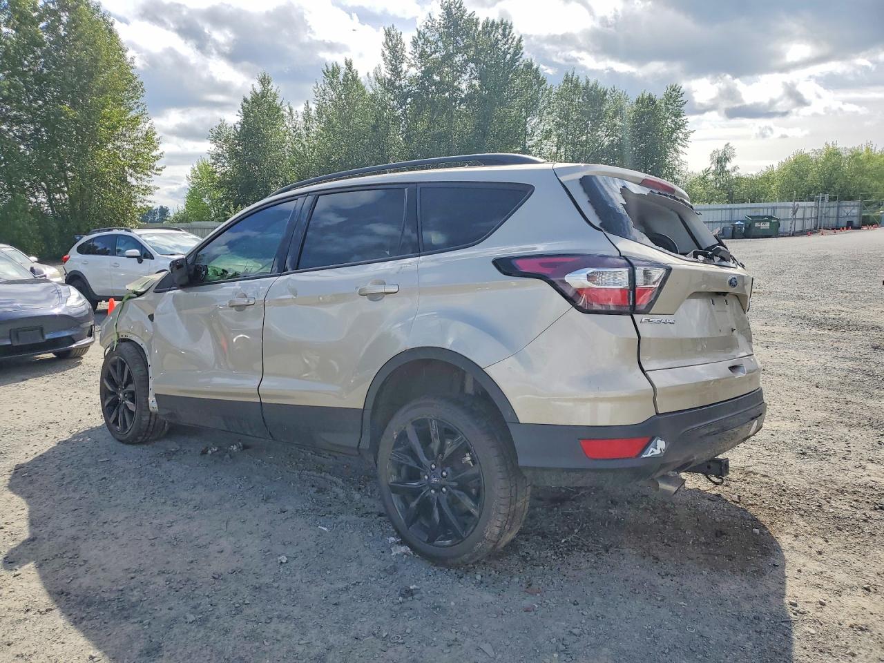 2017 FORD ESCAPE SE — снимка 2