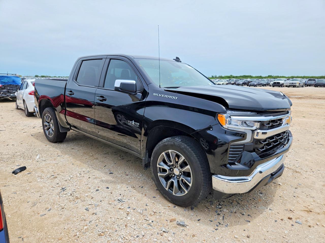 2025 CHEVROLET SILVERADO C1500 LT — снимка 4