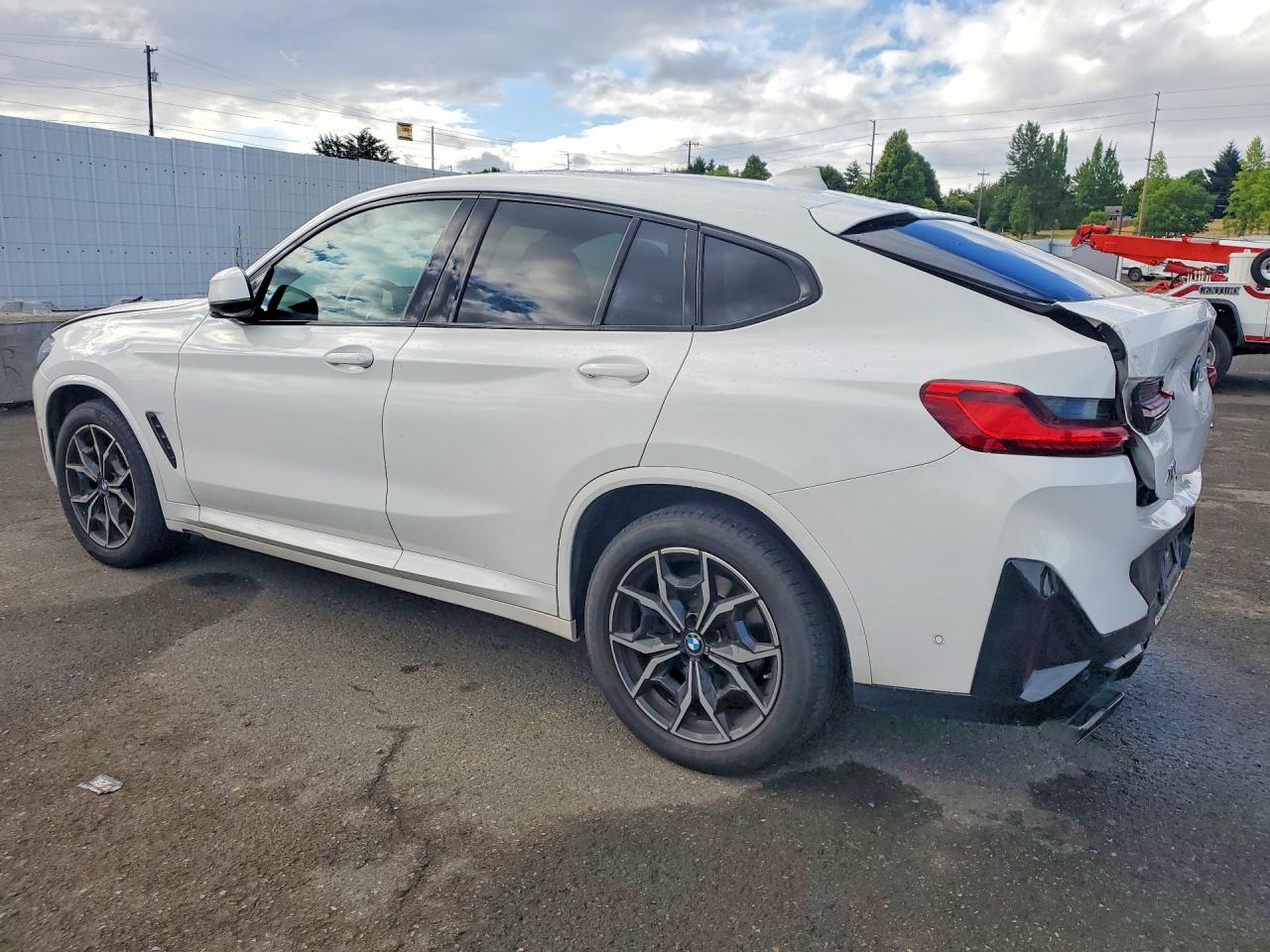 2023 BMW X4 XDRIVE30I — снимка 2