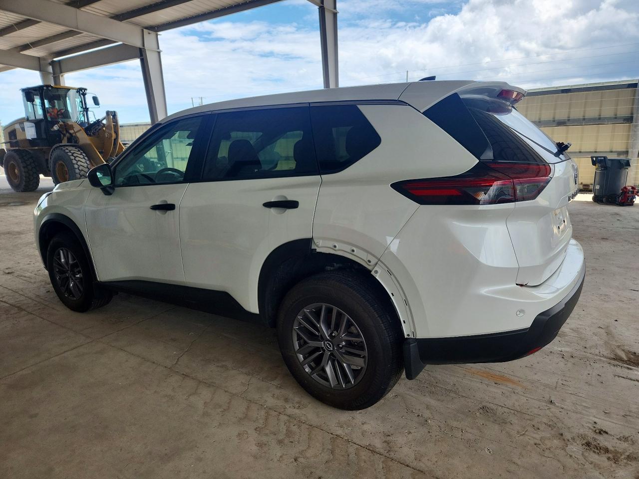 2025 NISSAN ROGUE S — снимка 2
