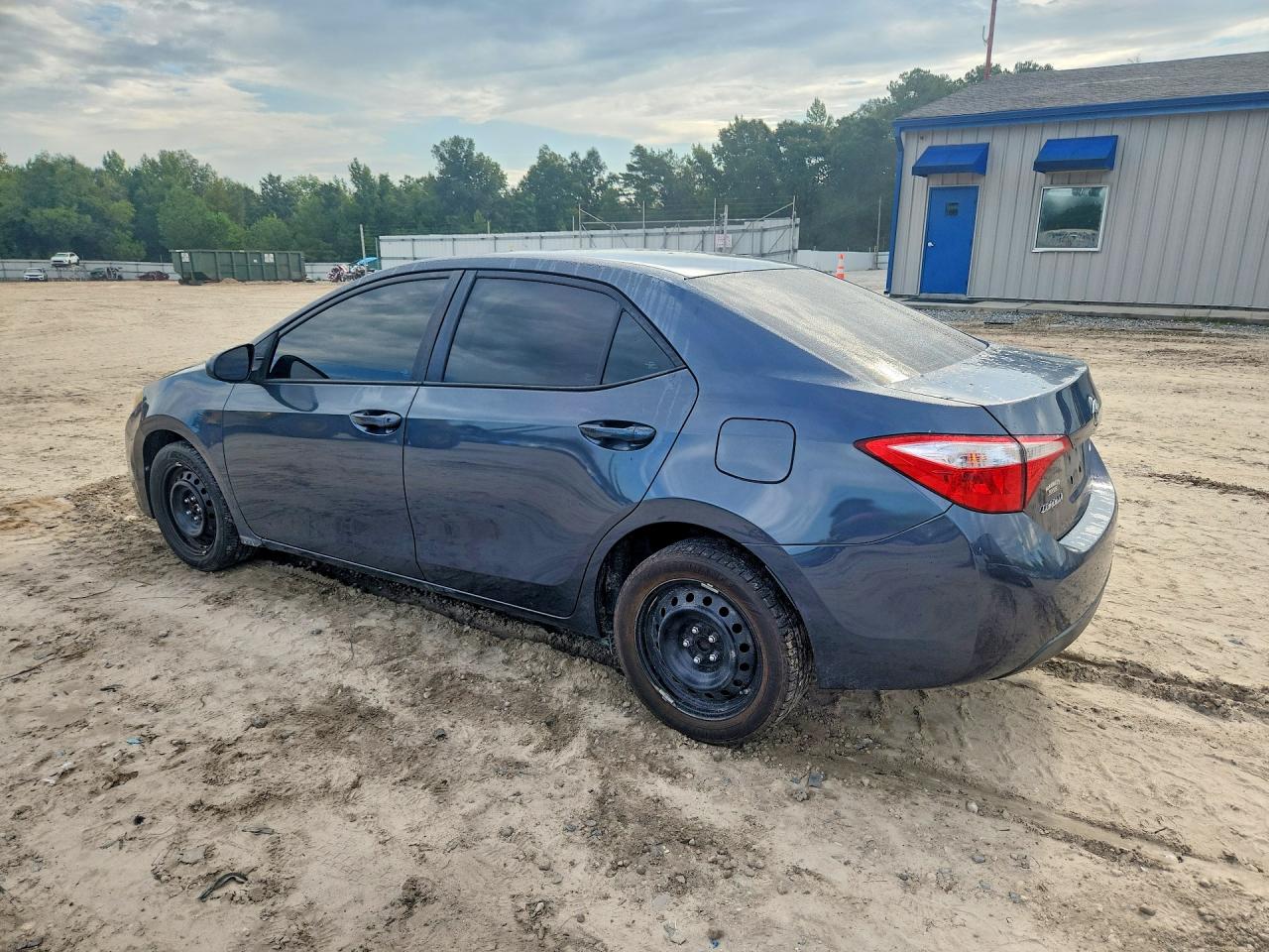 2016 TOYOTA COROLLA LE — снимка 2