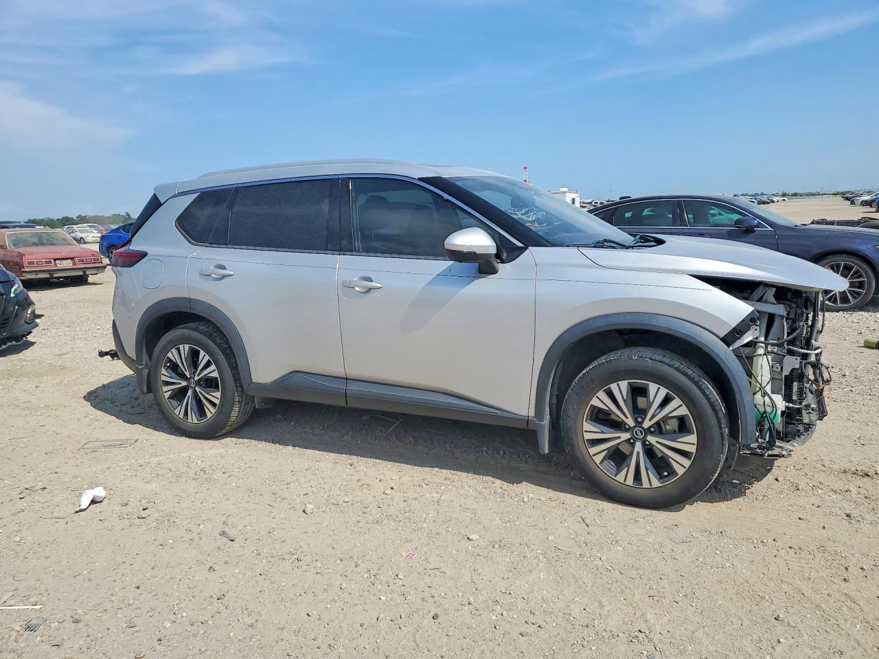 2021 NISSAN ROGUE SV — снимка 4