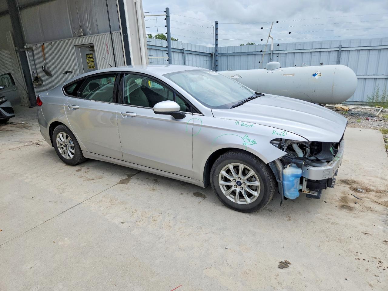 2017 FORD FUSION S — снимка 4