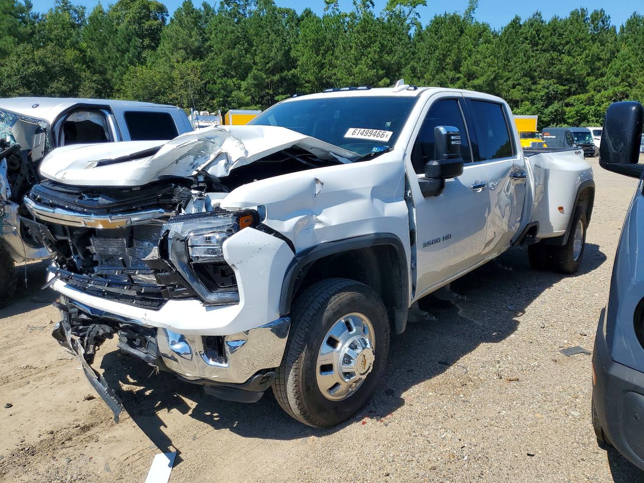 2025 CHEVROLET SILVERADO K3500 LTZ